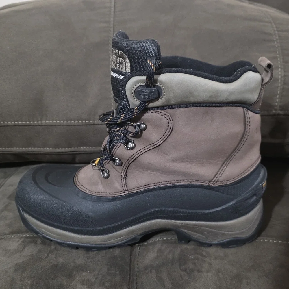 The North Face Mens Chilkat Waterproof Insulated Winter Snow Boots Brown Size 11